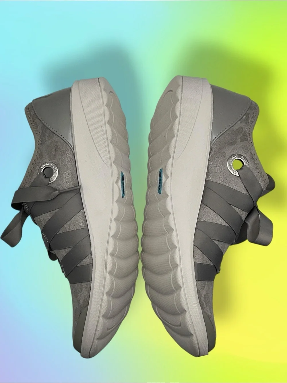 Bzees sneaker star women